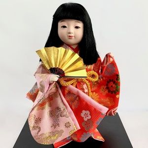 Yamaha japanese Cultural doll Kyugetsu
